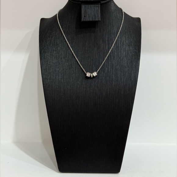 Christian Dior “CD” Silver Necklace - Picture 3 of 16